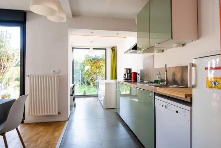 Maison A L'oree Du Bois Citadelle De Lille Avec Terrasse En Plein Sud Proche De Toutes Commodites A La Porte De Lille